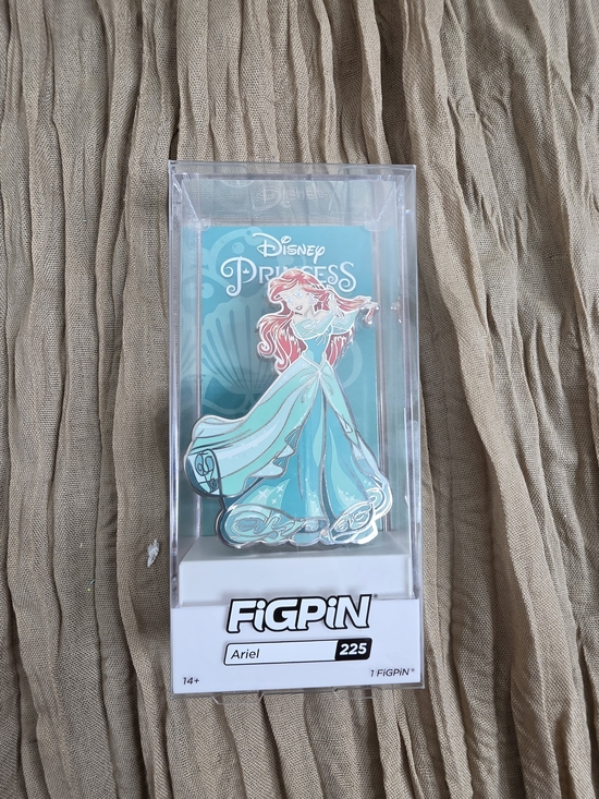 Figpin Other - Disney Princess Ariel FiGPiN #225 The Little Mermaid Collectible Pin